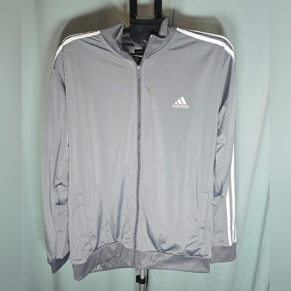 Adidas Mens, Jacket and taper Pants Green size XL, SUITS MULTI  SPORT grey four. - Picture 8 of 16